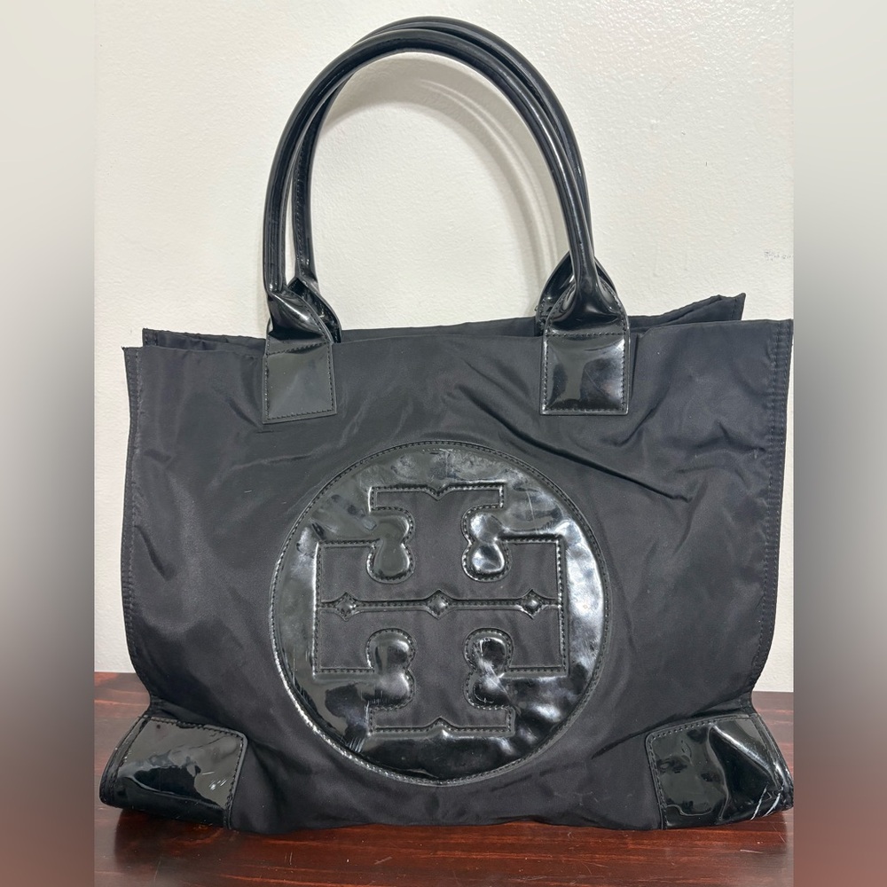 Pre owned tory burch black tote
